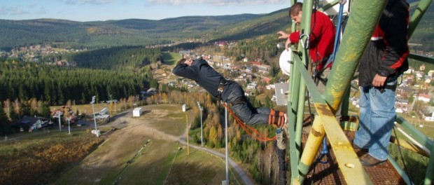 Bungee jumping z věže ve dvou Bungee jumping z věže ve dvou