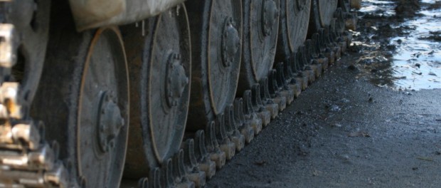 Řízení obrněného transportéru Řízení obrněného transportéru